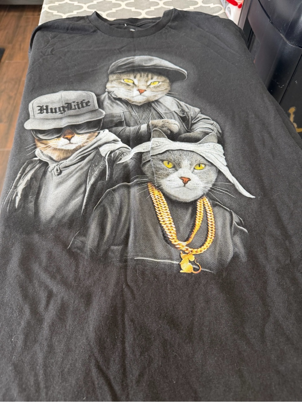 Unbranded Black Cat Crew Graphic Tee with Yellow Accents